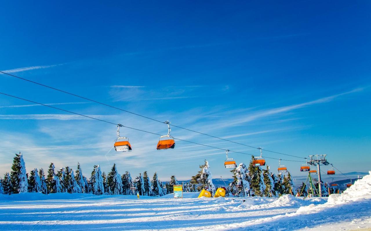 Mirabel Apartments Klinovec Loučná pod Klínovcem Buitenkant foto